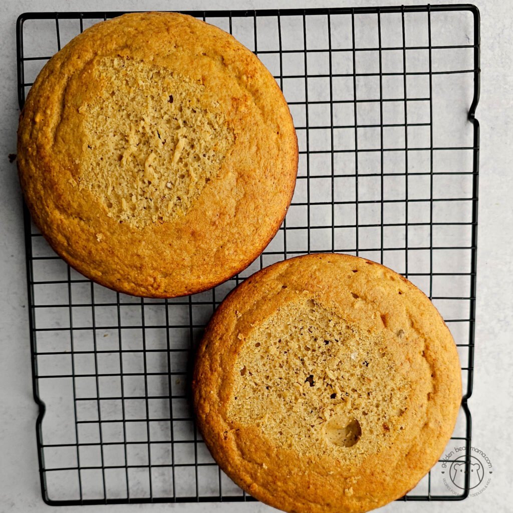 Baked smash cake 6in